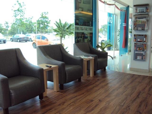 Gm City Hotel Klang Exterior photo